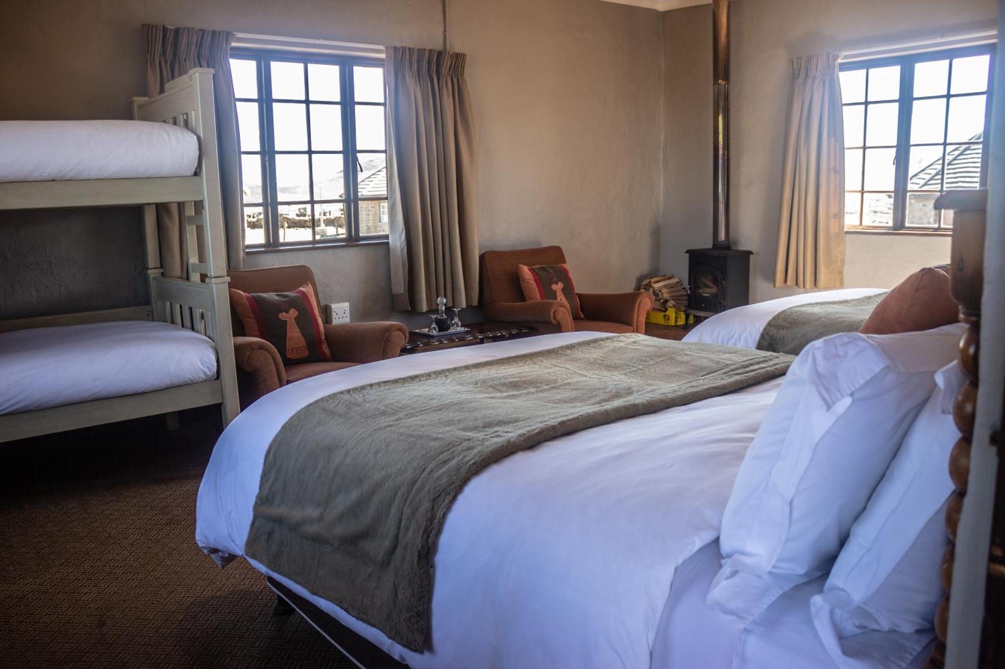 Sani Mountain Escape Hotel Mokhotlong Quarto foto