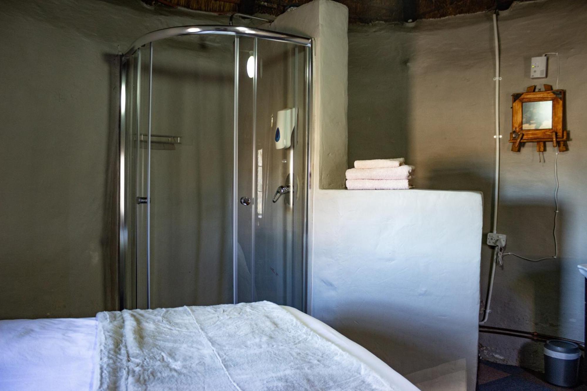 Sani Mountain Escape Hotel Mokhotlong Quarto foto